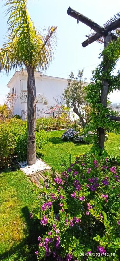 La Villa Degli Dei - Guest House Castellammare di Stabia Exterior photo