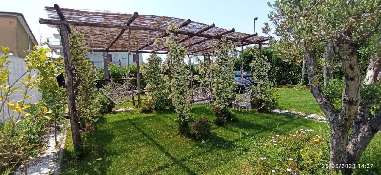 La Villa Degli Dei - Guest House Castellammare di Stabia Exterior photo