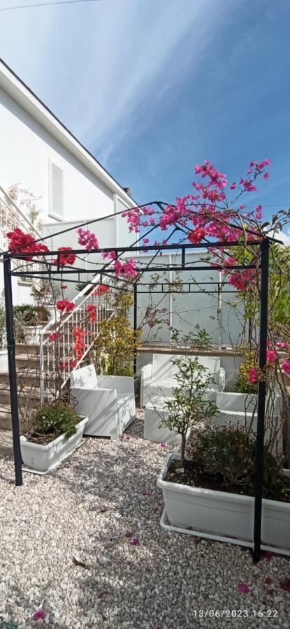La Villa Degli Dei - Guest House Castellammare di Stabia Exterior photo